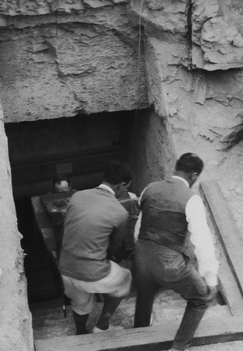 Вход в гробницу Тутанхамона [1922]