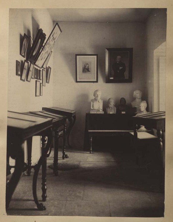 «Комната людей 1840-х годов» в Румянцевском музее [1906]